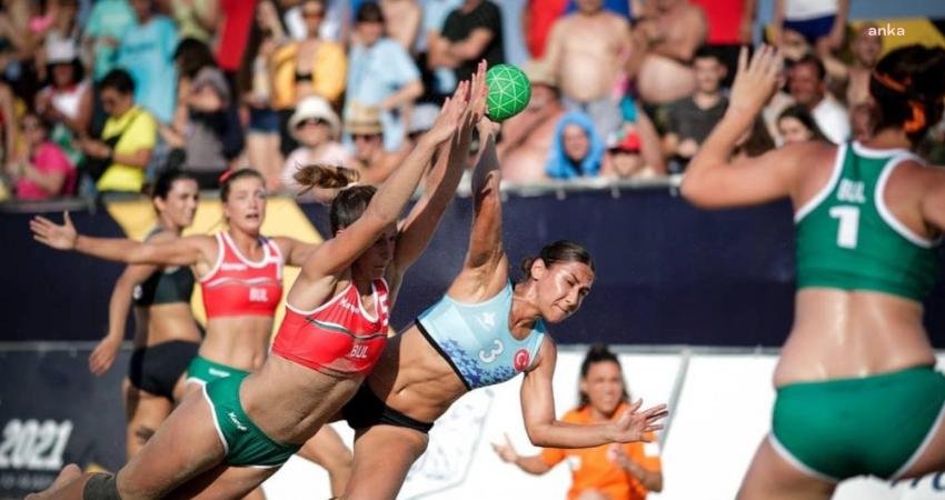 İzmir Büyükşehir Belediyesi'nin plaj sporlarının merkezi olarak hizmete sunduğu İnciraltı