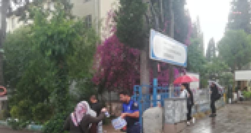 İzmir Büyükşehir Belediyesi öğrencilerin güven ve huzur içerisinde YKS sınavına