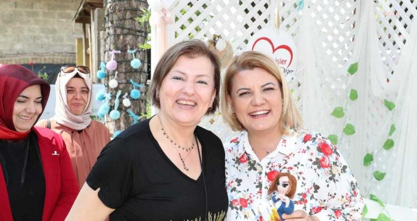 İzmit Belediyesi, Karaabdülbaki Mahallesi’nde yer alan Çınar Kahvaltı Evi’ni hizmete