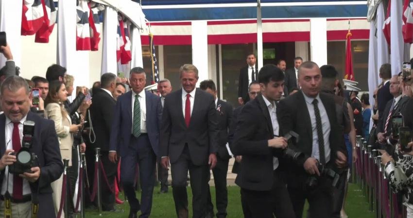 ABD'nin Bağımsızlık Günü, bugün Ankara Büyükelçiliği konutunda düzenlenen resepsiyonla kutlandı.