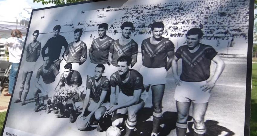 Karşıyaka Belediyesi, Karşıyaka Spor Kulübü'nün efsane futbolcularından ve başkanlarından Erol