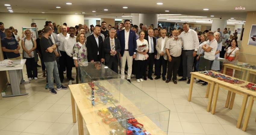 Kartal Belediyesi Yapı Kontrol Müdürü İsmail Ökten’in yıllarca biriktirdiği araba,