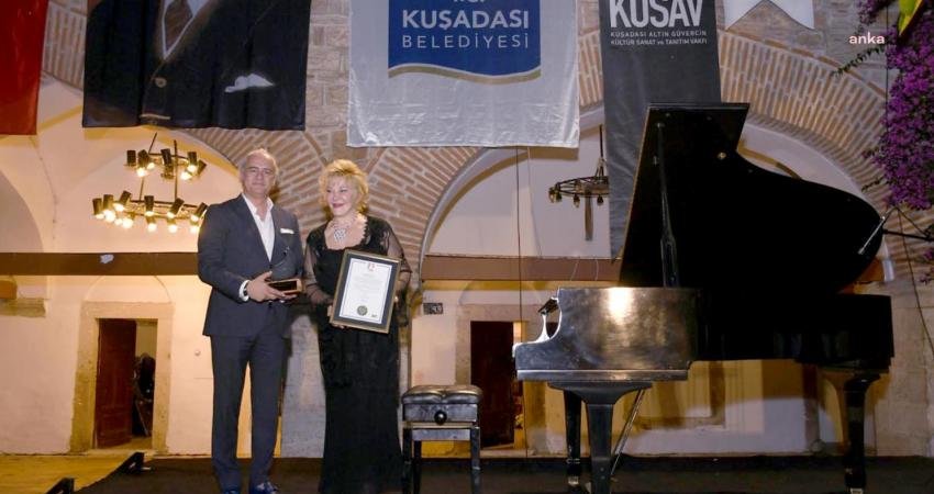 Kuşadası Belediyesi ile Kuşadası Altın Güvercin Kültür Sanat ve Tanıtım