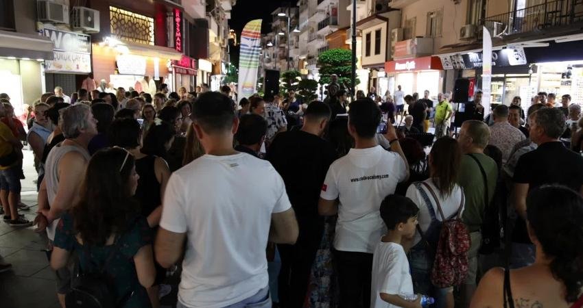 Bu yıl ‘Marmaris’i Sanatla Yeşertiyoruz’ sloganıyla yaşama geçirilen 2. Marmaris