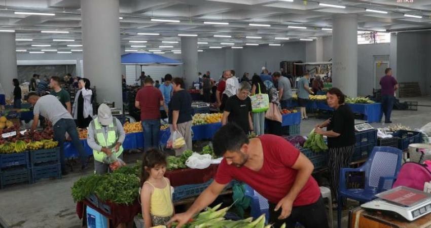 Merkezefendi Belediyesi, Kurban Bayramı tatili dolayısıyla semt pazarlarını arife günü