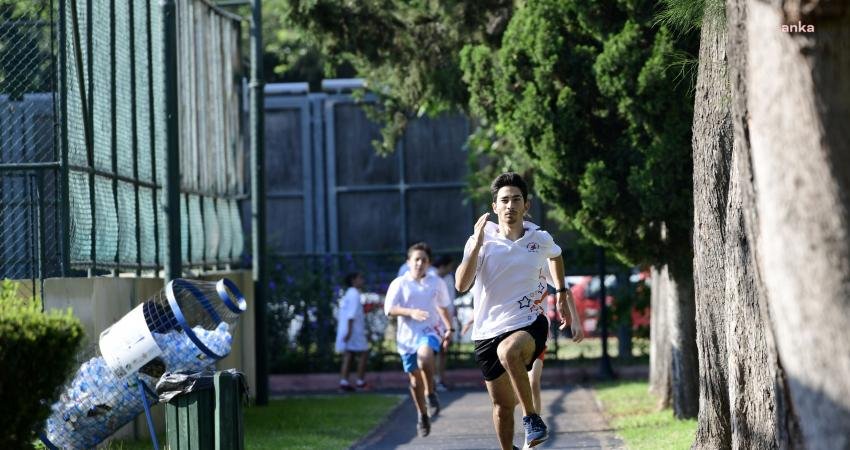 Muratpaşa Belediyesi'nin yaz spor okullarında bu yıl ilk kez 7-13