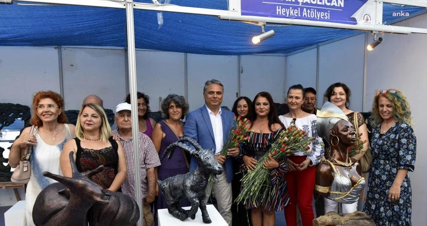 Muratpaşa Belediyesi’nin mesleki eğitim, sanat ve hobi kurslarının ‘Üreten Eller’