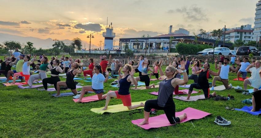 Muratpaşa Belediyesi, 21 Haziran Dünya Yoga Günü’nde, Ziya Gökalp Kent