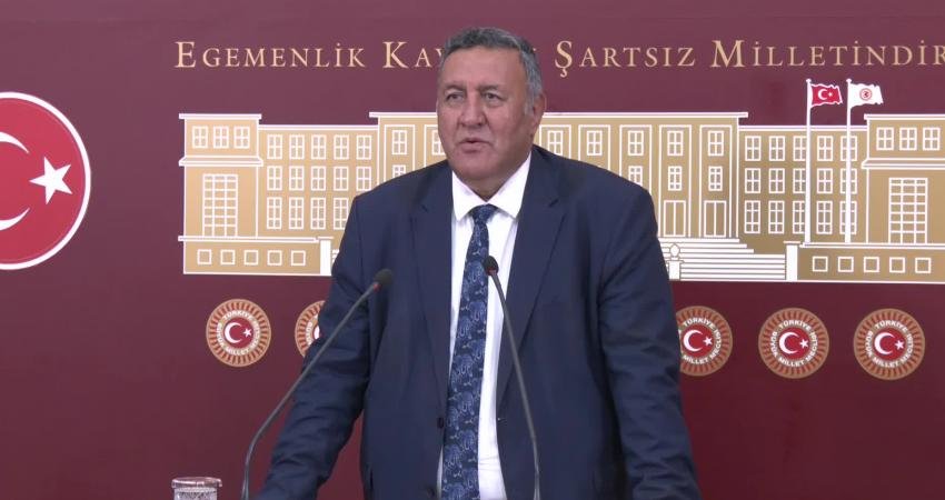 CHP Niğde Milletvekili Ömer Fethi Gürer, evi olmayan emeklilere ve