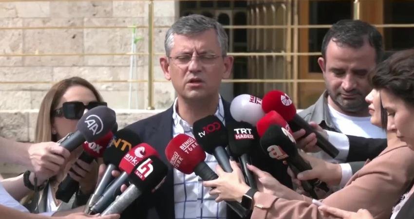 CHP Grup Başkanı Özgür Özel; Cumhurbaşkanı Recep Tayyip Erdoğan'ın, "Merdiven