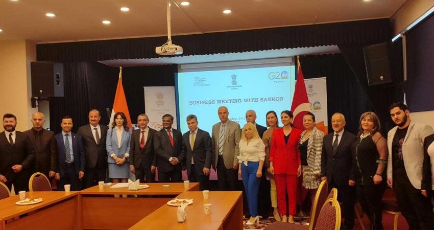 Sanayi ve Ticaret Konfederasyonu (SANKON) Genel Başkanı Ferudun Cevahiroğlu, Hindistan