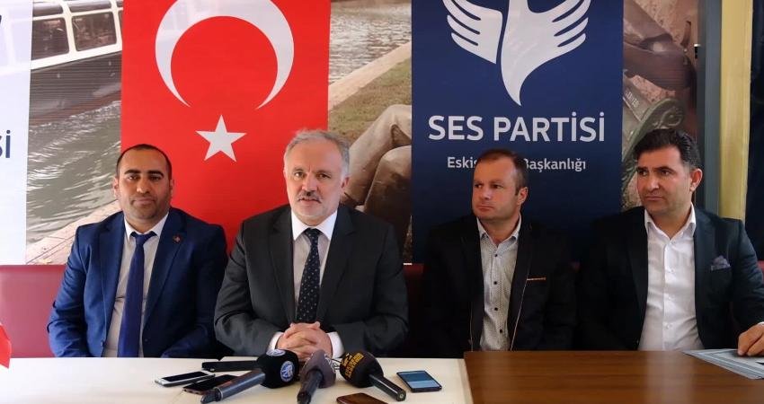 Türkiye’nin Sesi Partisi (SES) Genel Başkanı Ayhan Bilgen, Eskişehir’de yerel