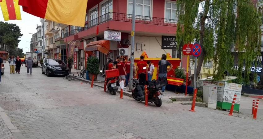 Sinop’un Gerze ilçesinde, 40 yıldır sürdürülen General Osman Pamukoğlu Caddesi’ndeki
