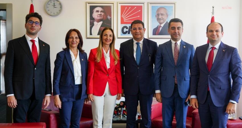 Demokrasi ve Atılım (DEVA) Partisi heyetleri, Kurban Bayramı dolayısıyla, Anavatan