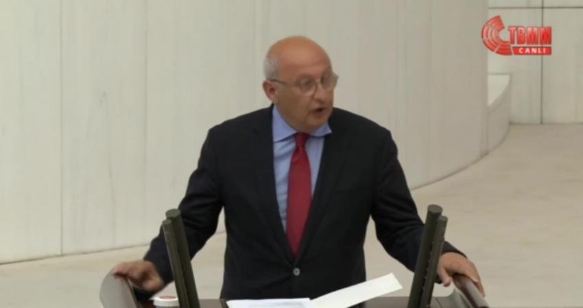 TBMM Genel Kurulu’nda 28’inci dönemin ilk gerginliği AKP İstanbul Milletvekili