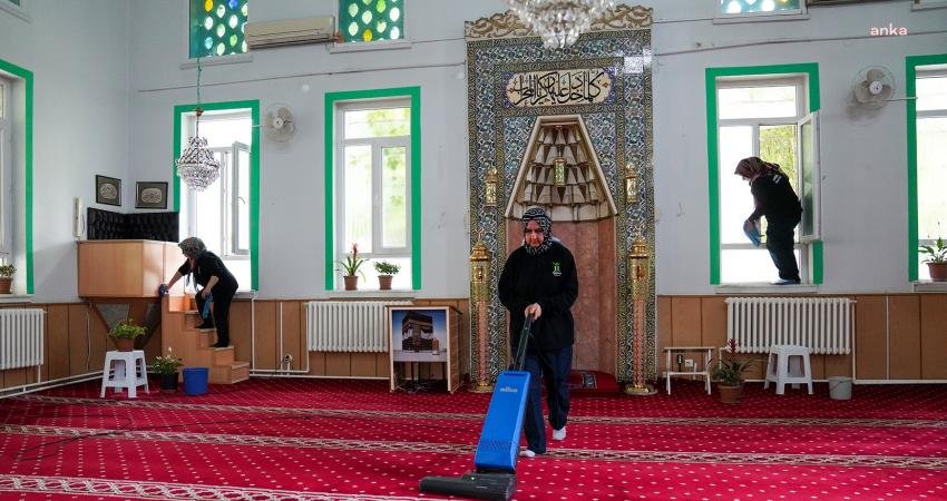 Tepebaşı Belediyesi ekipleri, Kurban Bayramı öncesinde kırsal ve merkez mahallelerde