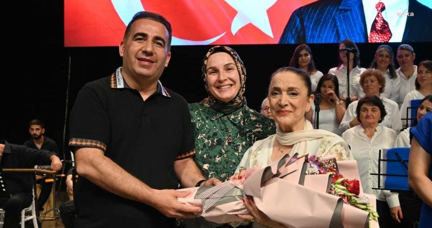 Torbalı Belediyesi Türk Halk Müziği Topluluğu, Yusuf Kemal Zülal’in şefliğini