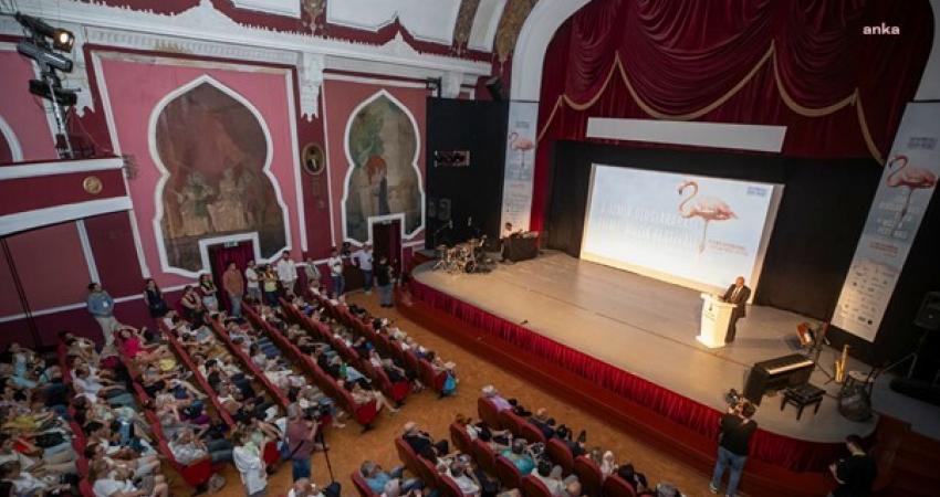 İzmir Büyükşehir Belediyesi tarafından üçüncüsü düzenlenen “İzmir Uluslararası Film ve