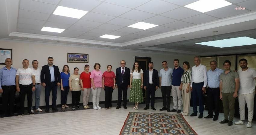 Turgutlu Belediyesi, bayramlaşma geleneğini Kurban Bayramı’nda da sürdürdü. Personelin bayramını