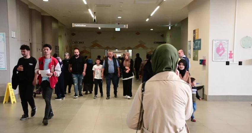 Yozgat Şehir Hastanesi Diyetisyeni Buse Ünsal, Kurban Bayramı öncesinde vatandaşlara