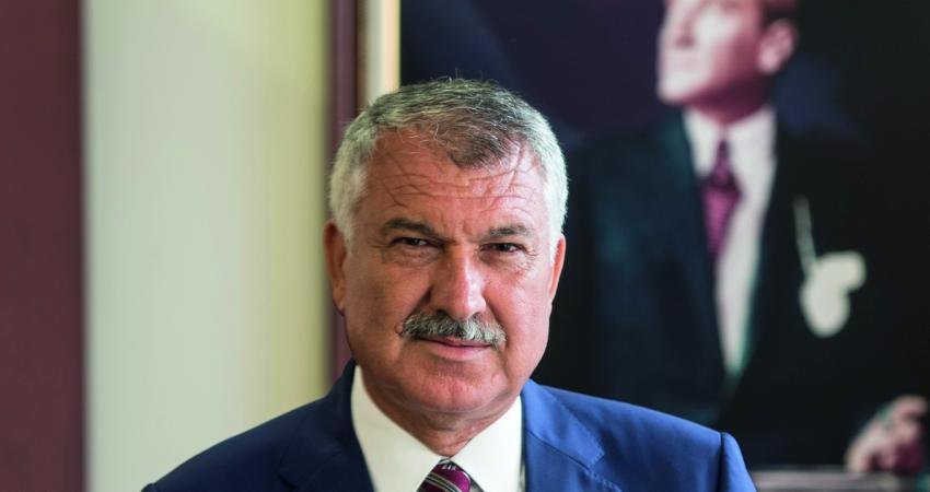 Adana Büyükşehir Belediye Başkanı Zeydan Karalar, belediye üzerindeki ekonomik yükün