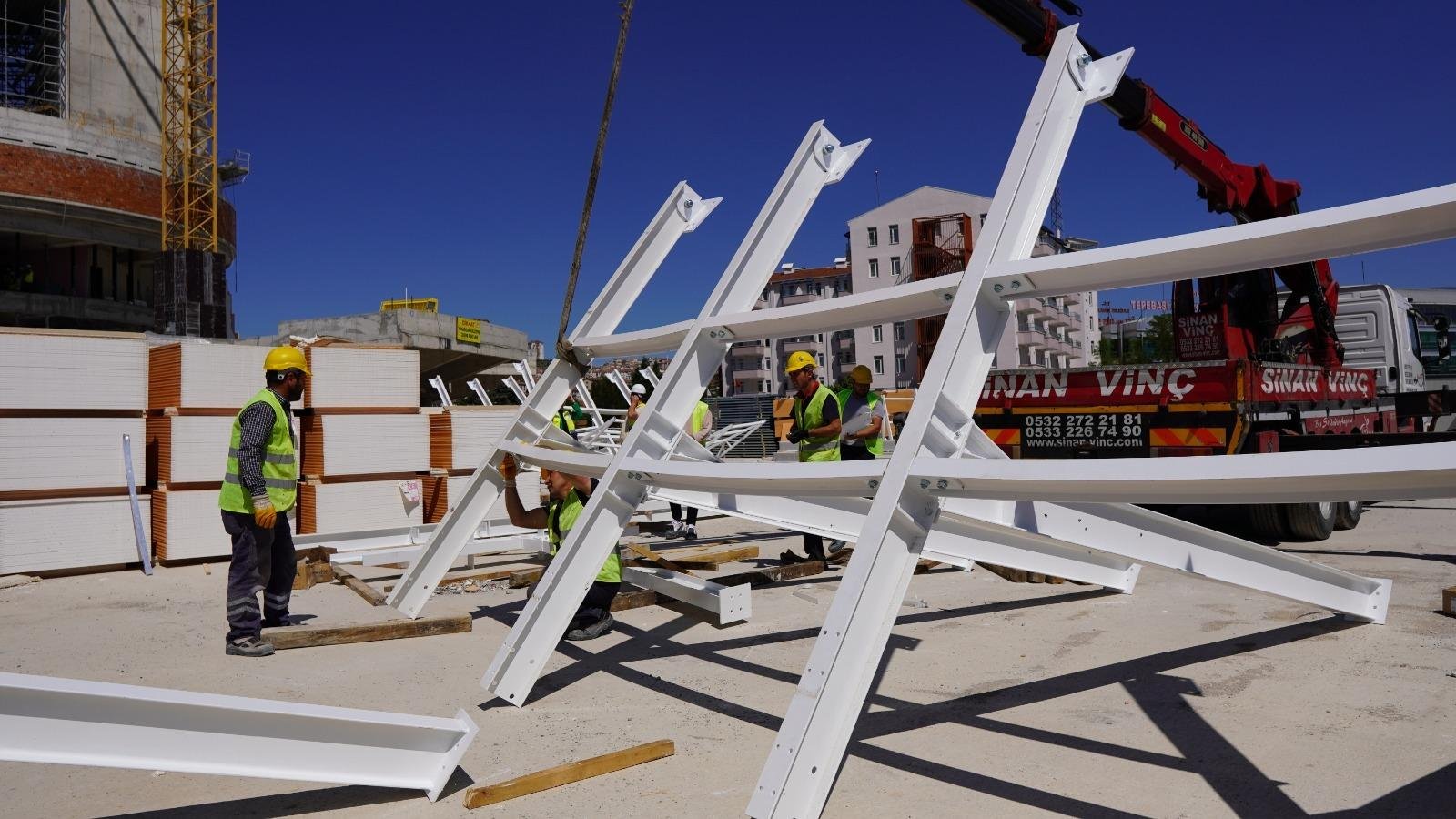 Cumhuriyet Kulesi’nde Çalışmalar Devam Ediyor Keçiören Belediyesi tarafından ilçedeki Tepebaşı Mahallesi’nde bulunan Cumhuriyet Kulesi’nin yapım