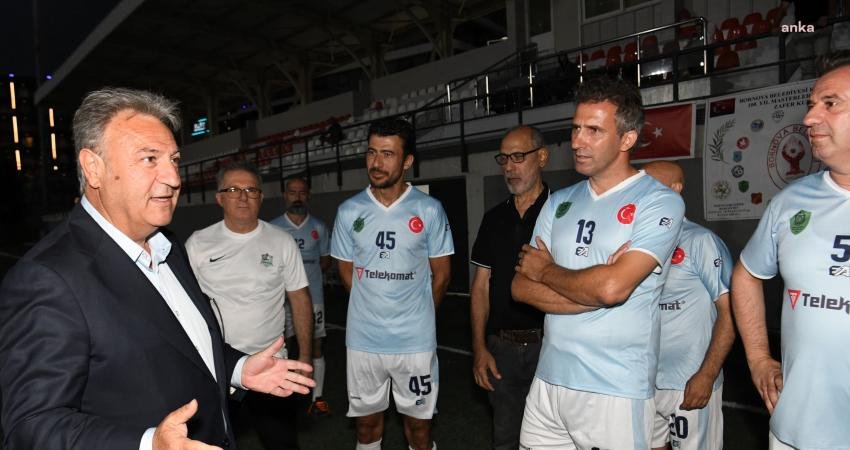 100. Yıl Turnuvası’nın Başlama Vuruşu, Bornova Belediye Başkanı İduğ’dan Bornova Belediye Başkanı Mustafa İduğ, 100. Yıl Masterler Turnuvası Zafer