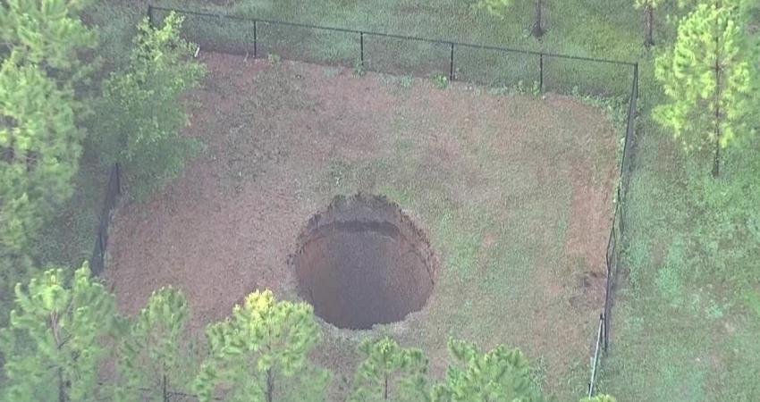 2013 yılında bir adamı içine çeken 6 metrelik obruk, yeniden