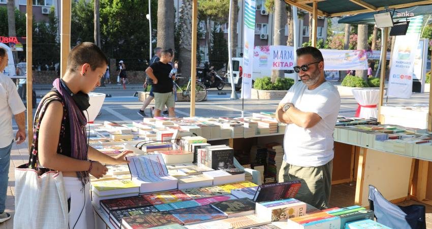 3. Marmaris Kitap Günleri Başlıyor 3. Marmaris Kitap Günleri, 20 Temmuz ile 10 Ağustos günleri arasında