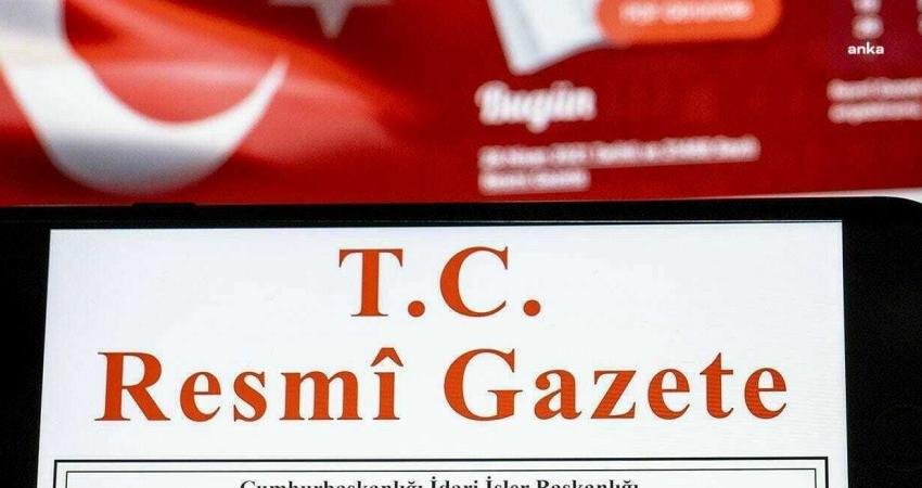 Akaryakıta 5 TL ÖTV Zammı: Benzinde 2,52 TL’den 7,52’ye, Motorinde 2,05 TL’den 7,05’e Çıkarıldı Akaryakıtta Özel Tüketim Vergisi (ÖTV) zammını içeren Cumhurbaşkanı kararı Resmi