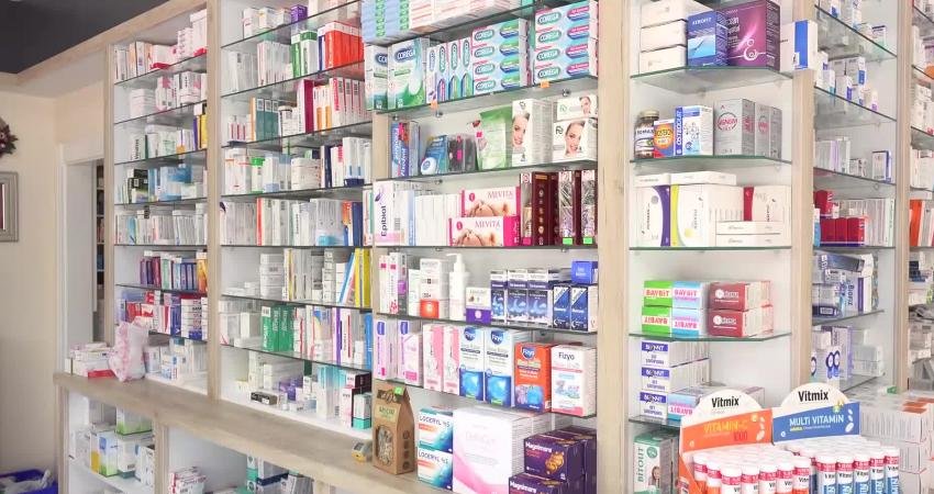 34’üncü Bölge Aksaray -Kırşehir Eczacı Odası Başkanı Fatih Özçiftçi, euro kuruna