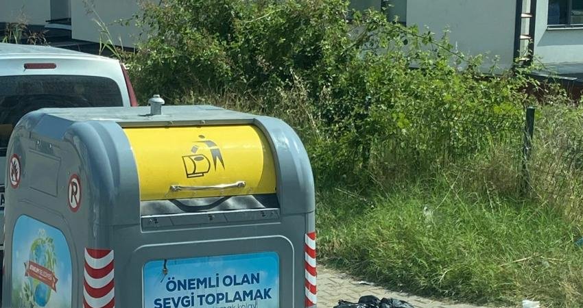 Atakum Belediyesi, kentteki yer üstü çöp konteynerinin yanlış kullanımıyla ilgili
