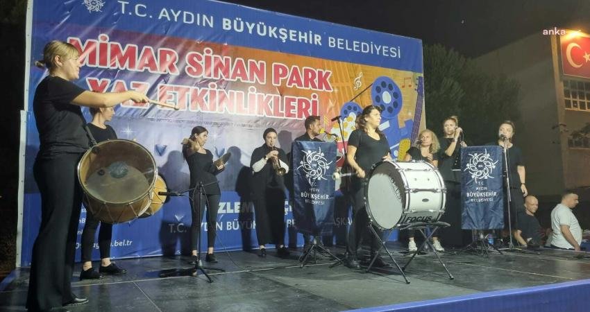 Aydın Büyükşehir Belediyesi, Mimar Sinan Parkı’nda düzenlediği müzik dinletisi ile