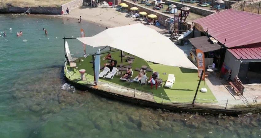 Balıkesir’in Ayvalık ilçesinde, belediye bünyesindeki işletme ve günü birlik tesisler,