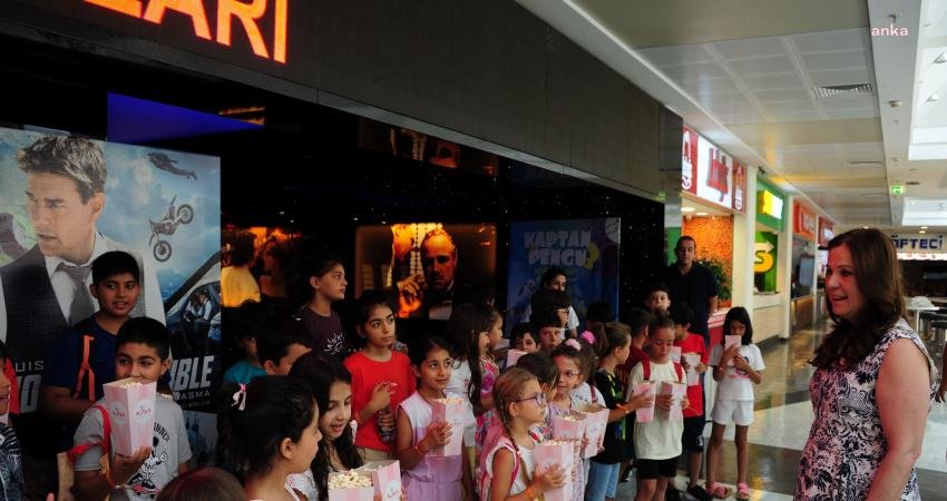 Balçovalı Çocukla Yaz Okullarında Eğleniyor Yaz aylarında çocukların sosyal ve sportif etkinliklerle buluşmasını sağlamak amacıyla