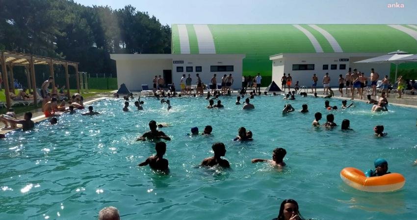Bayramiç Belediyesi,  yapımını tamamladığı yüzme havuzunu Kurban Bayramı'nın ikinci