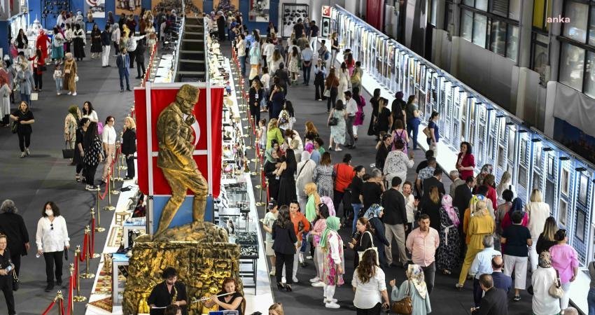 Ankara Büyükşehir Belediyesi Beceri ve Meslek Edindirme Kursları’nda (BELMEK) eğitim gören