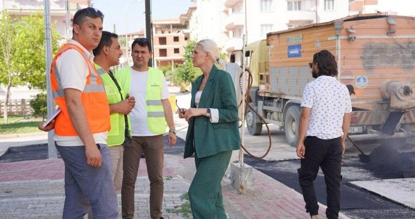 Bilecik Belediye Başkan Vekili Subaşı, Hürriyet Mahallesi’ndeki Çalışmaları Yerinde İnceledi Bilecik Belediye Başkan Vekili Melek Mızrak Subaşı, Hürriyet Mahallesi’nde devam