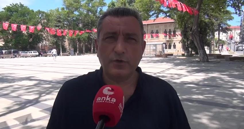 Birleşik Kamu-İş Konfederasyonu Sinop İl Başkanı Celal Şahbenderoğlu, "KDV artışları,