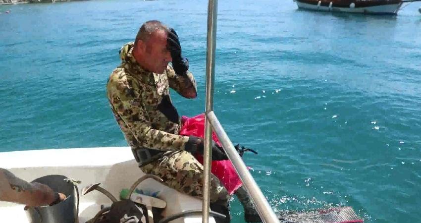 Bodrum Belediyesi tarafından “Denize En Çok Mavi Yakışır” sloganıyla başlatılan Deniz