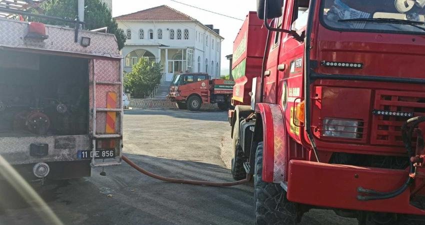 Bozüyük Belediyesi, Çanakkale’de çıkan orman yangınlarına müdahale ve söndürme çalışmalarına