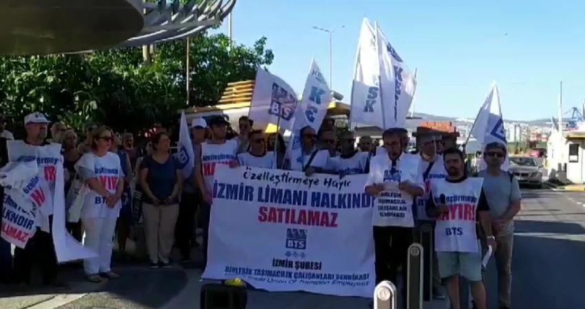 Birleşik Taşımacılık Çalışanları Sendikası (BTS) İzmir Şubesi üyeleri, İzmir Alsancak