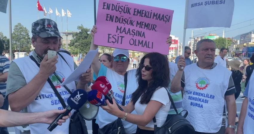 2021 Tüm Emekliler Sendikası, dün Bursa’da; emeklilere yapılan zamlara tepki