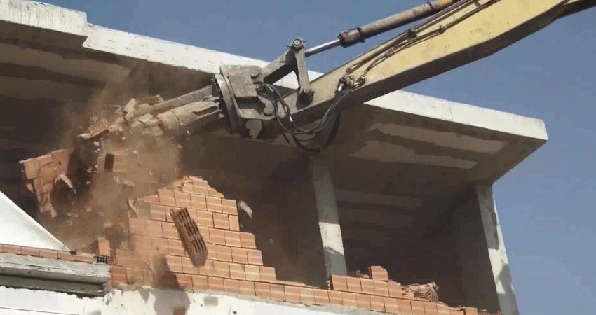 Büyükçekmece Türkoba Mahallesi Çayırlar mevkiinde kaçak olarak yapıldığı tespit edilen