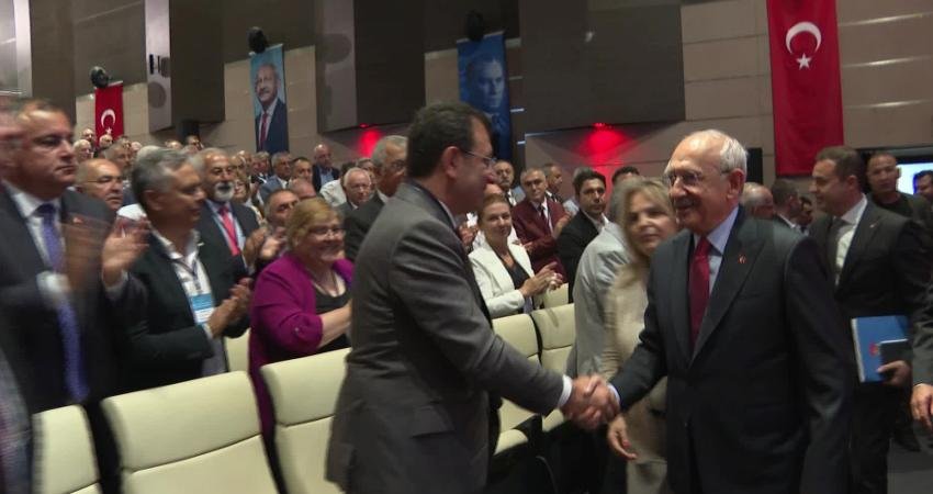 CHP Genel Başkanı Kemal Kılıçdaroğlu, bugün CHP’li Belediye Başkanları toplantısına