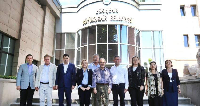 CHP Grup Başkanı Özgür Özel, Grup Başkanvekili Burcu Köksal, Genel