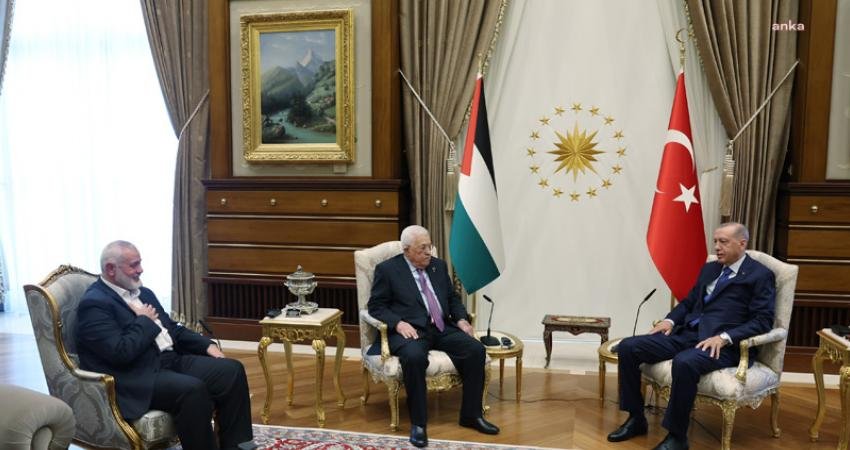 Cumhurbaşkanı Recep Tayyip Erdoğan, Filistin Devlet Başkanı Mahmud Abbas ve