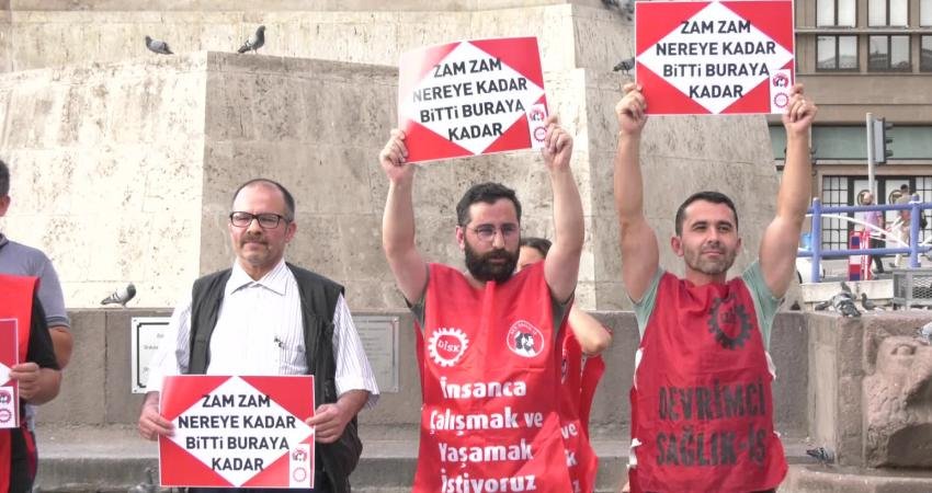 Türkiye Devrimci İşçi Sendikaları Konfederasyonu'na (DİSK) bağlı Devrimci Sağlık İşçileri