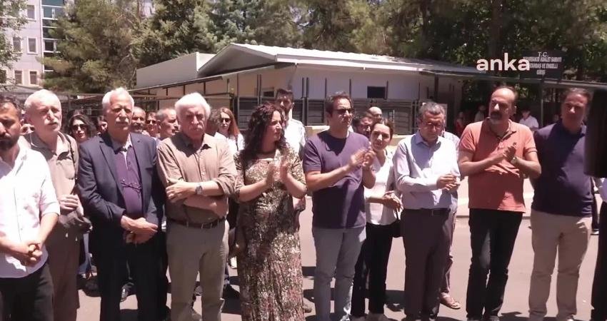 Diyarbakır 4. Ağır Ceza Mahkemesi, 15’i tutuklu 18 gazetecinin yargılandığı