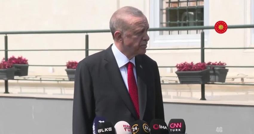 Cumhurbaşkanı Recep Tayyip Erdoğan, Yunanistan Başbakanı Kiriakos Miçotakis ile Vilnius’ta